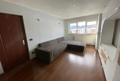 Apartament cu 2 camere decomandat în Piața Centrală - 2