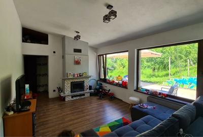 Casă cu 3 camere în Iedera - 3