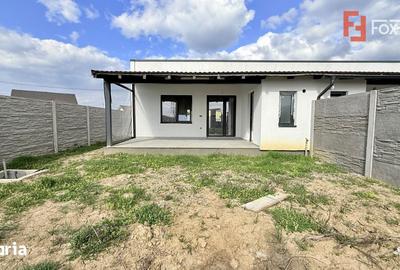 Casă cu 3 camere cu Teren 360 Mp în Remetea Mare - 12