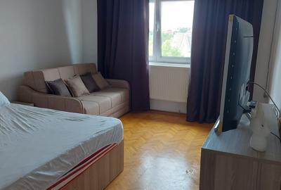 Apartament cu 2 camere decomandat în Aradului