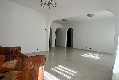 Apartament cu 4 camere în Central - 7