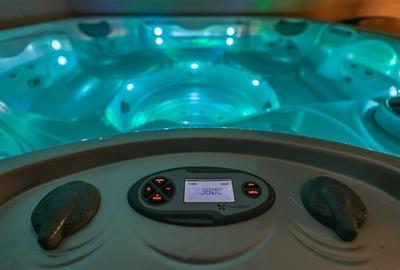 Studio,regim vila,LUX protocol,doua terase,pod propriu,Tractorul,Brasov:Film& Li - 2