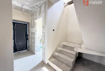 Duplex cu 3 camere cu Teren 247 Mp în Săcălaz - 8