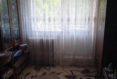 Apartament cu 4 camere decomandat în Central - 3