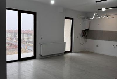 Apartament cu 3 camere decomandat în Central - 2