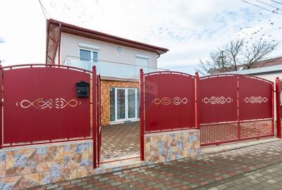 Casă individuală cu 6 camere în Mărgineni