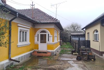 Casa, Filia?i pret negociabil - 1