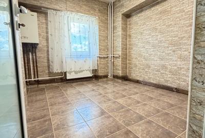 Apartament cu 3 camere decomandat în Nicolina - 19