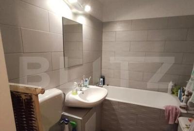 Apartament de vanzare, cu 4 camere, 80 mp, zona Calea Aradul - 5