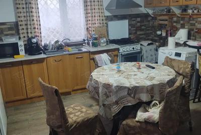 Casa de vanzare cartier Pipirig - 1