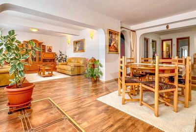 Casă individuală cu 10 camere cu Canalizare în Băicoi - 3