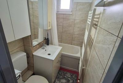 Apartament cu 2 camere nedecomandat în Central - 1