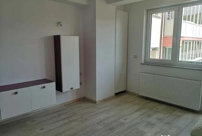 Apartament cu 2 camere decomandat, mobilat în Ultracentral