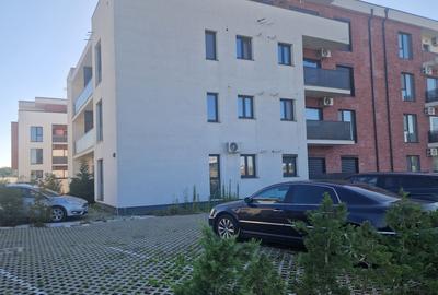 Apartament cu 2 camere semidecomandat în Torontalului