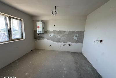 Casă cu 4 camere cu Teren 231 Mp în Vidra