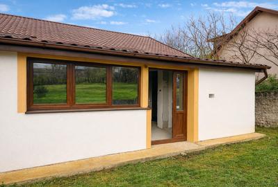 Duplex cu 3 camere cu Canalizare în Bucium - 2