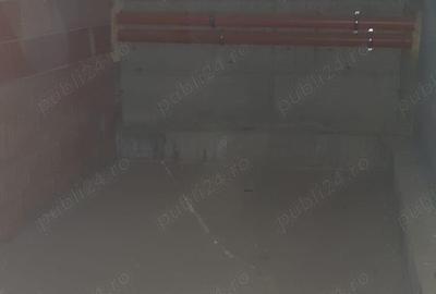 Spațiu comercial, de 10 mp, în Central - 3