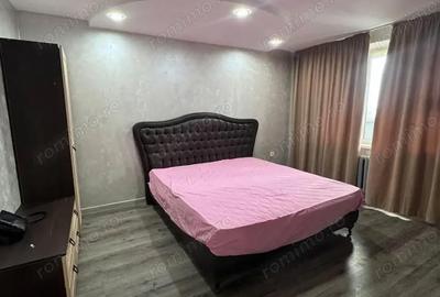 Apartament cu 3 camere decomandat în Cetății