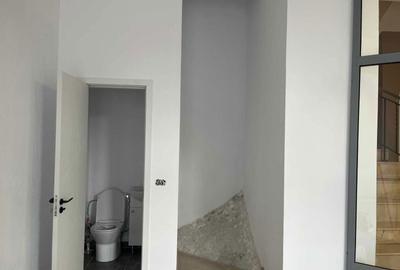 Spațiu comercial, de 40 mp, în Exterior Vest - 1