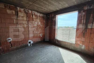 Casa P + M la rosu,Craiova, zona Tancodrom, cu posibilitate - 2