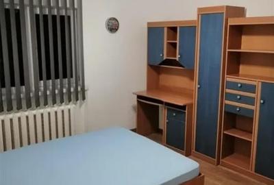 Apartament 3 camere, decomandat, zona FSEGA.