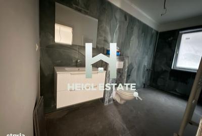 Apartament cu 4 camere în Central - 2
