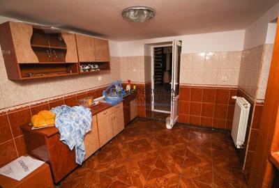 PACII-VILA P+M, GARAJ, TEREN 756 MP. - 9