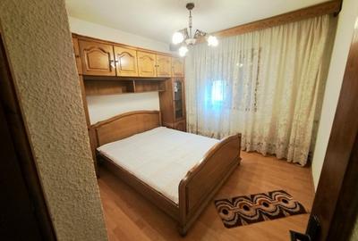 Vanzare Apartament 2 Camere, Decomandat , Micro 12 Targoviste - 2