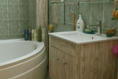 Apartament 3 camere decomandate zona Tractorul - 5