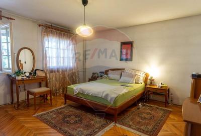 Casa / Vila, 10 cam., potrivit azil batrani sau clinica - 9