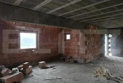 Casa la rosu, 191mp, teren 471mp. Viile satu Mare - 7