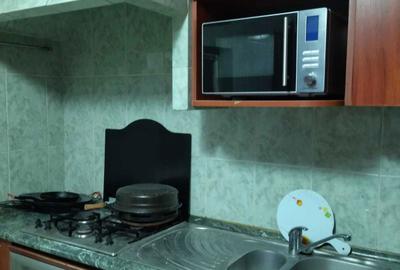 Apartament cu 3 camere semidecomandat în Exterior Vest