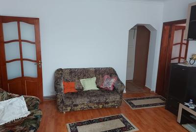 Apartament cu 3 camere semidecomandat în Câmpina - 2