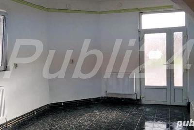 Spațiu comercial, de 50 mp, în Central - 5