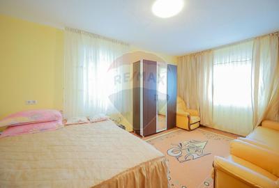 Casă cu 4 camere cu Teren 2000 Mp în Damiș - 4