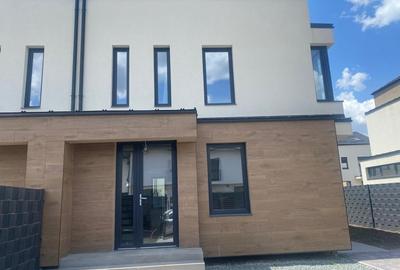 Casă cu 6 camere cu Canalizare în Otopeni - 19