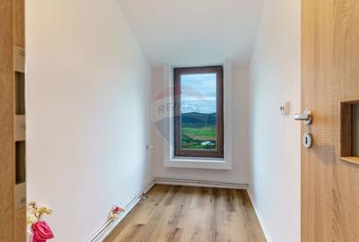 Teren 9.4 ha extravilan + casa 230 mp, COMISION 0% - 11