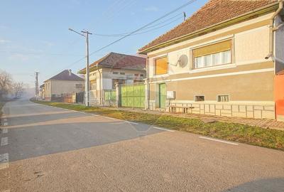 Casă cu 6 camere cu Teren 2134 Mp în Cincu - 38