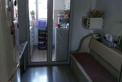 Apartament cu 4 camere decomandat în Central - 4