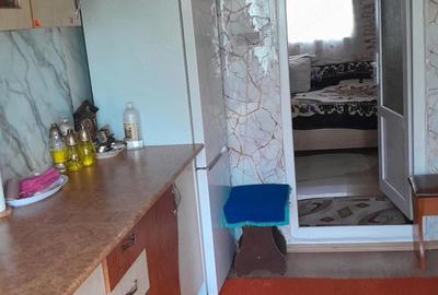 Casă cu 3 camere cu Teren 1200 Mp în Tudor Vladimirescu - 6