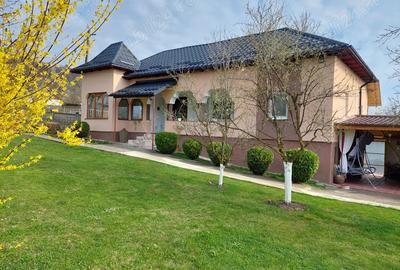 Casa de vanzare la doar 7 km de Mioveni - 8