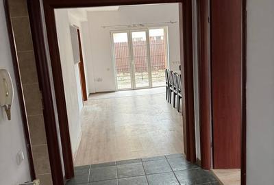 Casă cu Teren 800 Mp în 1 Decembrie - 7