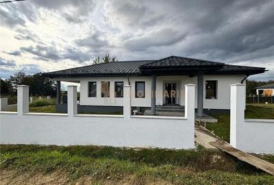 Casă cu Teren 550 Mp în Satu Nou de Jos - 4