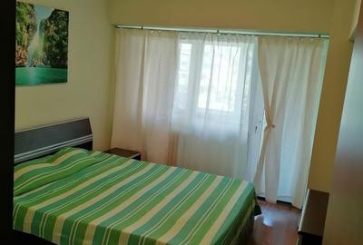 Apartament cu 2 camere decomandat în Exterior Vest