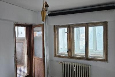 Apartament 4  camere -P-ta Romana - ASE - 4