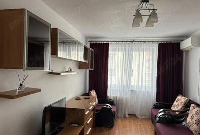 Apartament cu 2 camere decomandat în Apărătorii Patriei - 2