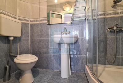 Casa, 4 camere, singur in curte - zona Schei - 20