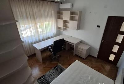 Casă cu 4 camere cu Teren 120 Mp în 1 Mai - 15