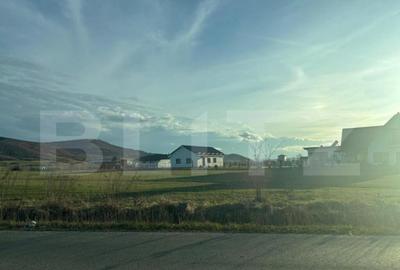 Teren de 2000 mp, în Central