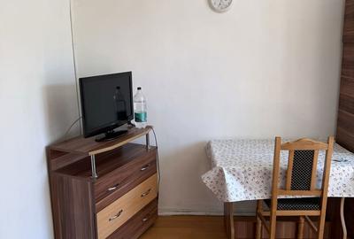 Apartament decomandat în Tractorul - 5